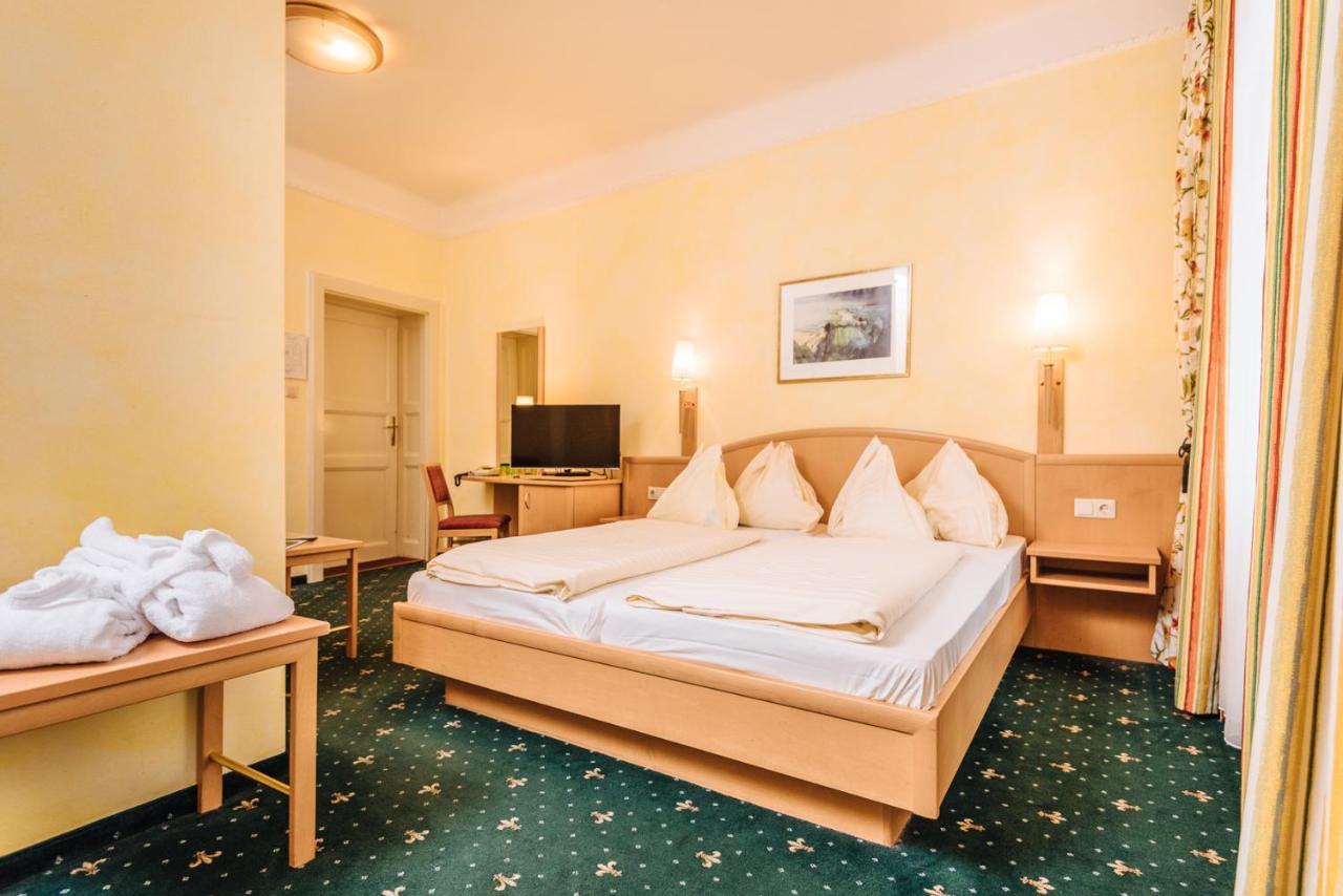 Hotel Drei Hasen Mariazell Exteriör bild